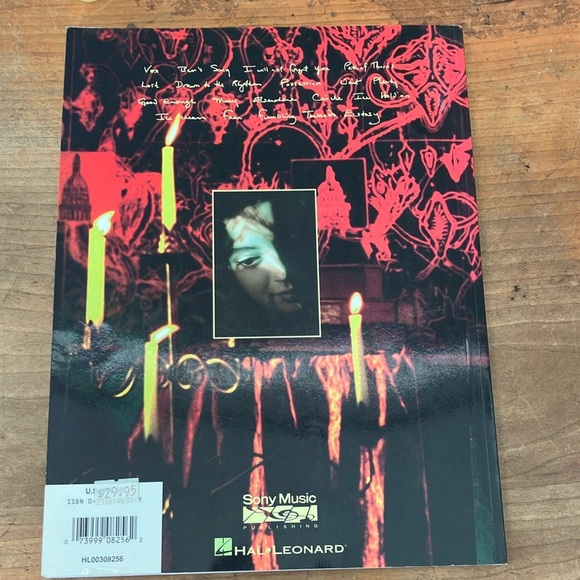 Music book: Sarah McLachlan Songbook for piano vocal and guitar - Picture 3 of 15